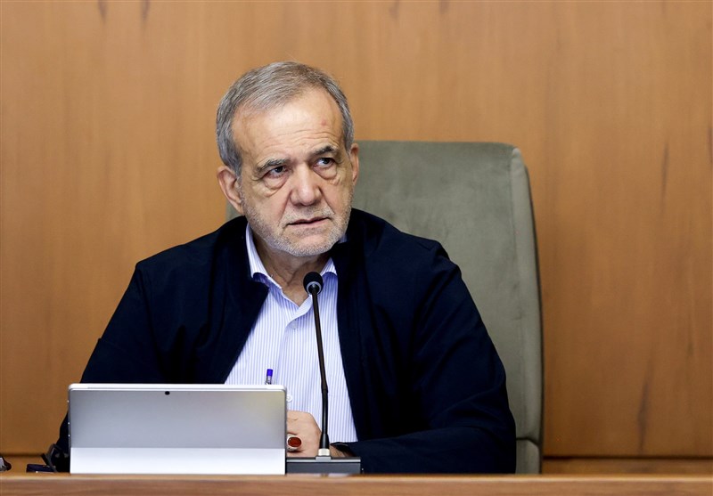 پزشکیان به محسن اسماعیلی و ستار عزیزی حکم داد
