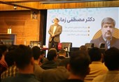 دانشجویان با تبدیل ایده به عمل در چالش‌ها نقش‌آفرینی کنند