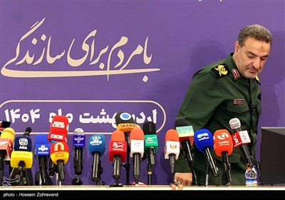 نشست خیری سردار محمد زهرایی رئیس سازمان بسیج سازندگی کشور به مناسبت هفته بسیج سازندگی