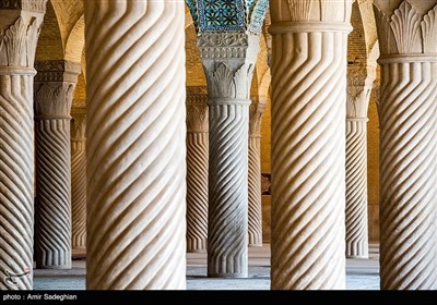 مسجد وکیل