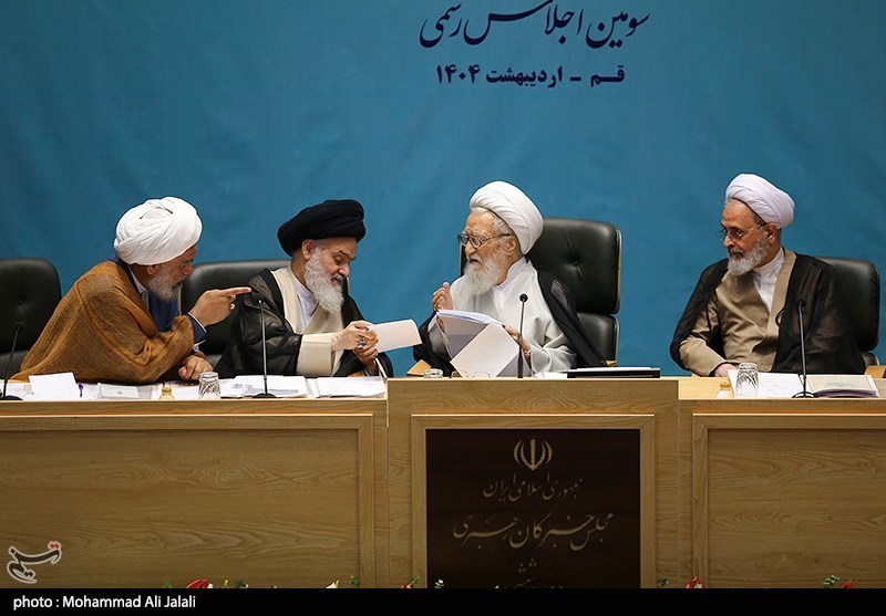 گزارش تسنیم از روز نخست اجلاسیه مجلس خبرگان رهبری در قم+عکس