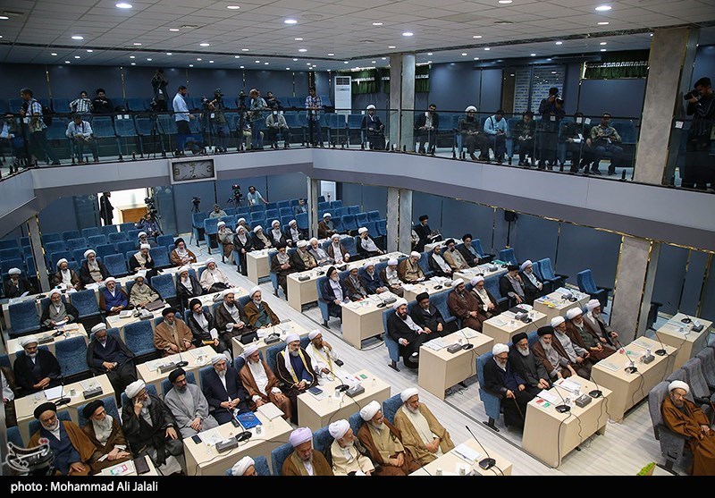 گزارش تسنیم از روز نخست اجلاسیه مجلس خبرگان رهبری در قم+عکس