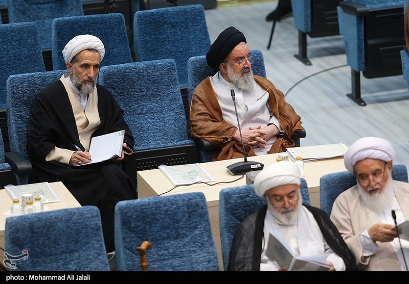 گزارش تسنیم از روز نخست اجلاسیه مجلس خبرگان رهبری در قم+عکس