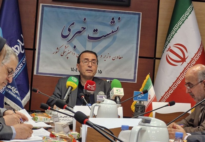واکسیناسیون ۱ میلیون قلاده سگ برای مقابله با بیماری هاری