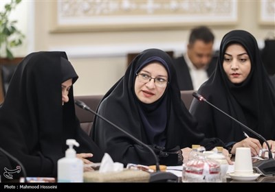 نشست تقدیر از معلمان نمونه و اساتید برتر تربیت معلم کشور