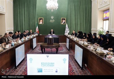 نشست تقدیر از معلمان نمونه و اساتید برتر تربیت معلم کشور