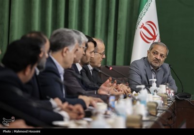 نشست تقدیر از معلمان نمونه و اساتید برتر تربیت معلم کشور