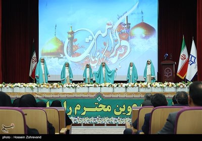 مراسم تجلیل از اساتید نمونه دانشگاه فرهنگیان
