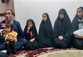 «زیر سایه خورشید» مهمان خانواده‌ای با 5 فرزند در لرستان