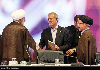 مسعود پزشکیان رئیس جمهور در ششمین کنگره‌ جهانی حضرت رضا(ع) -مشهد