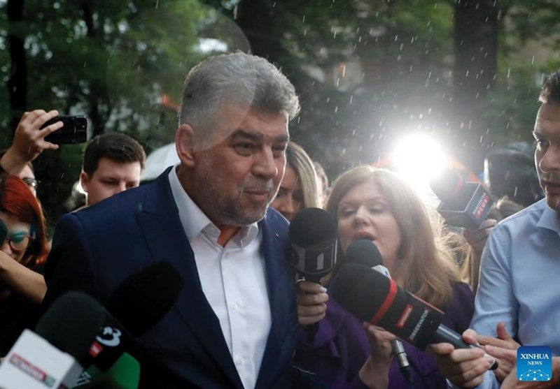 Romanian PM Announces Resignation