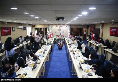 نشست خبری رئیس جمعیت هلال احمر