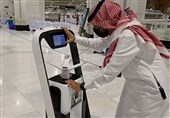 رباتها در میان حجاج