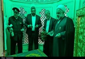 غبارروبی امامزاده حضرتین(ع) شهر قدس؛ زیر سایه خورشید