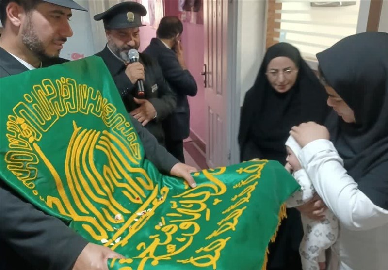 نوزادان بی‌سرپرست بیرجند در پناه پرچم رضوی