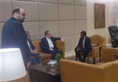 وزیر الخارجیة الإیرانی یصل إلى الهند