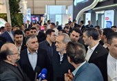 بازدید پزشکیان از نمایشگاه بین‌المللی نفت، گاز و پتروشیمی