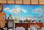 شکست دشمنان نزدیک است؛ میدان را ترک نخواهیم کرد