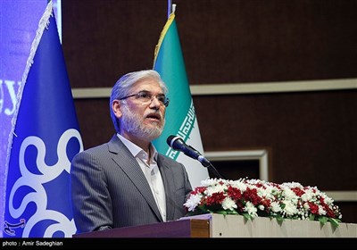 تاکید وزیر علوم بر ایجاد ارتباط کارآمدتر میان دانشگاه و صنعت