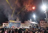 رشت در شب میلاد امام رضا(ع)، سراسر نور و شعف شد+تصویر