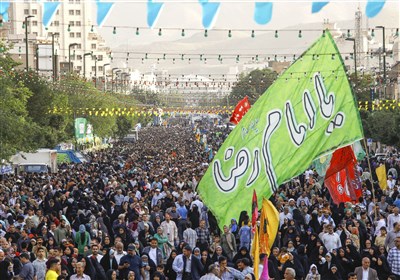 شهر در آغوش نور؛ جشن "امام‌رضایی‌ها" مشهد را به تپش انداخت