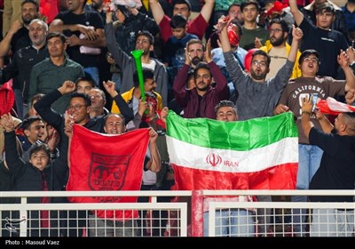 دیدار تیم های تراکتور و نساجی مازندران