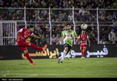 دیدار تیم‌های فوتبال خیبر خرم‌آباد و پرسپولیس