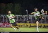 دیدار تیم‌های فوتبال خیبر خرم‌آباد و پرسپولیس