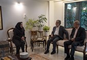حضور وزیر علوم در منزل پروفسور افسانه صفوی و ناصر ایرانپور