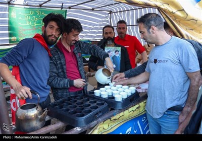 یادبود شهیدان آل‌هاشم و مالک رحمتی در ورزشگاه یادگار امام