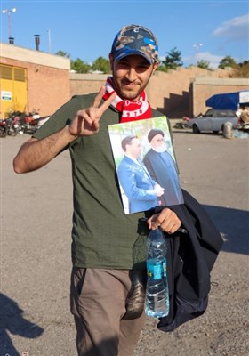 یادبود شهیدان آل‌هاشم و مالک رحمتی در ورزشگاه یادگار امام