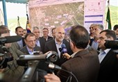 رئیس مجلس: باید فرصتها را از نظام دولتی بگیریم