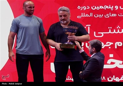 قهرمانی ایران در چهل و پنجمین دوره جام جهان پهلوان تختی