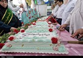 توزیع نذری و جشنهای مردمی/اسلامشهر در روز میلاد امام رضا(ع)