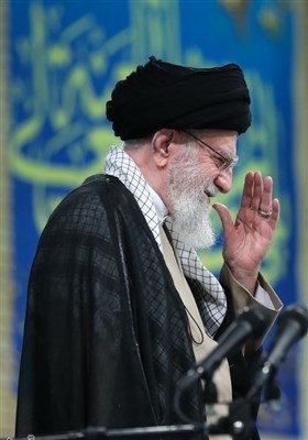دیدار هزاران نفر از کارگران سراسر کشور با رهبر معظم انقلاب