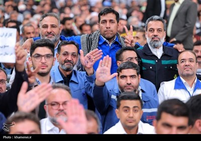 دیدار هزاران نفر از کارگران سراسر کشور با رهبر معظم انقلاب