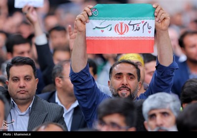 دیدار هزاران نفر از کارگران سراسر کشور با رهبر معظم انقلاب
