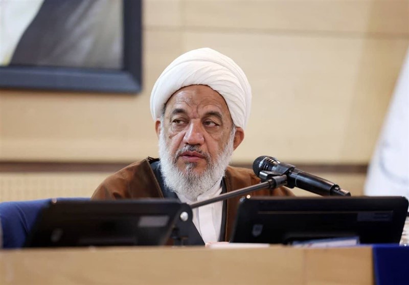  آقاتهرانی: تشکیل وزارت زیارت را بررسی می‌کنیم 