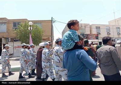 مراسم وداع و تشیع شهید تنگستانی در شهرستان بندرلنگه