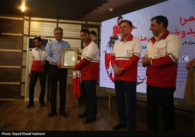 تجلیل از امدادگران هلال احمر استان بوشهر