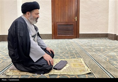بازدید نماینده ولی فقیه در امور حج و زیارت از مسجد شجره