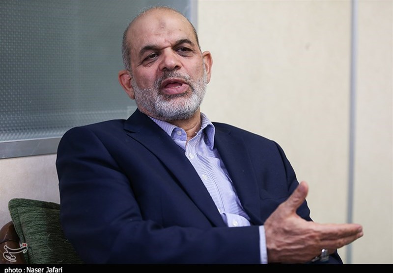 خادم جمهور , احمد وحیدی , سید ابراهیم رئیسی , 