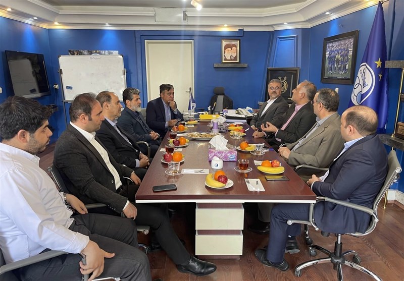 فوتبال , استقلال , 