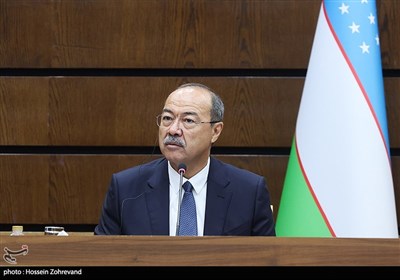 استقبال رسمی از نخست وزیر ازبکستان