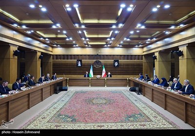 استقبال رسمی از نخست وزیر ازبکستان