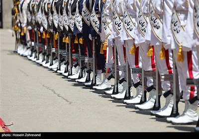 استقبال رسمی از نخست وزیر ازبکستان