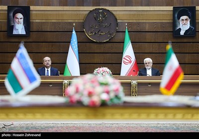 استقبال رسمی از نخست وزیر ازبکستان