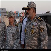 بازدید سرلشکر باقری از کارخانجات نداجا در بندرعباس