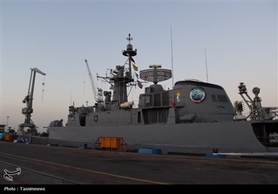 بازدید سرلشکر باقری از کارخانجات نداجا در بندرعباس