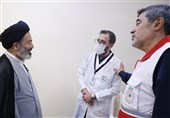 بازدید سرپرست حجاج ایرانی از مرکز پزشکی هلال احمر در مدینه